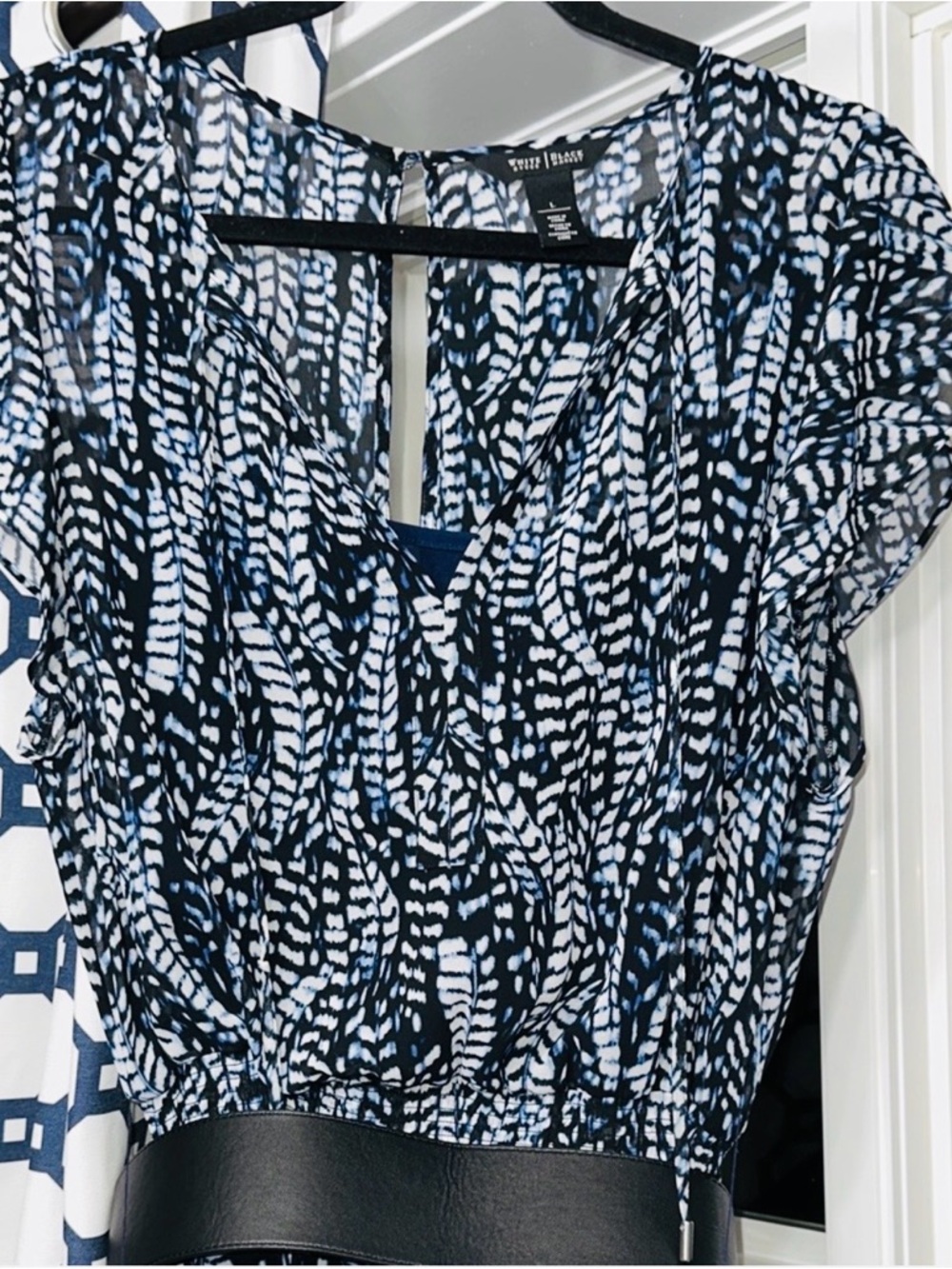 SZ L⭐️Like New White House Black Market Blue Ruffle Flowy Print Maxi. PTP to 22”